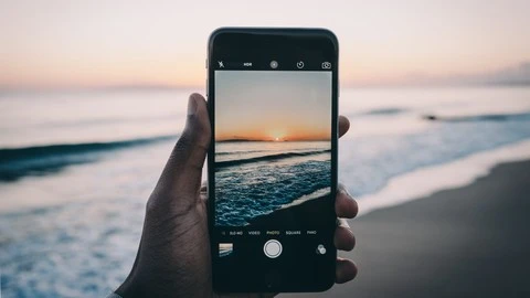 iPhone Photography 101: A Beginner’s Guide To Epic Shots